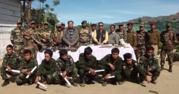 8 suspected ALA with a hoard of arms caught at Indo-Myanmar border