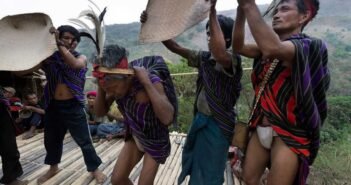 ျမန္မာနိုင္ငံသို႕ ခ်င္းလူမ်ဳိးမ်ားပ်ံ႕နံ႕ေနထိုင္ပံု