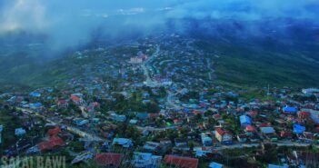 ဟားခါးမြို့တွင် စစ်ကောင်စီတပ်မှ နေအိမ်များသို့ဝင်ရောက်စီးနင်းပြီး ပါစတာတစ်ဦးအပါအဝင် ၇ ဦး ဖမ်းဆီးခံရ