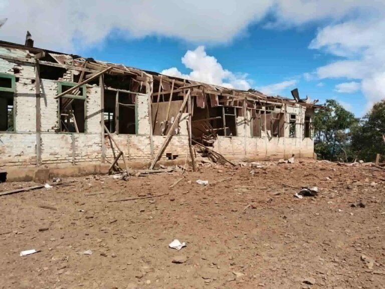 လေကြောင်းတိုက်ခိုက်မှုကြောင့် ဟားခါးမြို့နယ်က ပြည်သူ့ကျောင်းများအားလုံး ခေတ္တပိတ်ထား