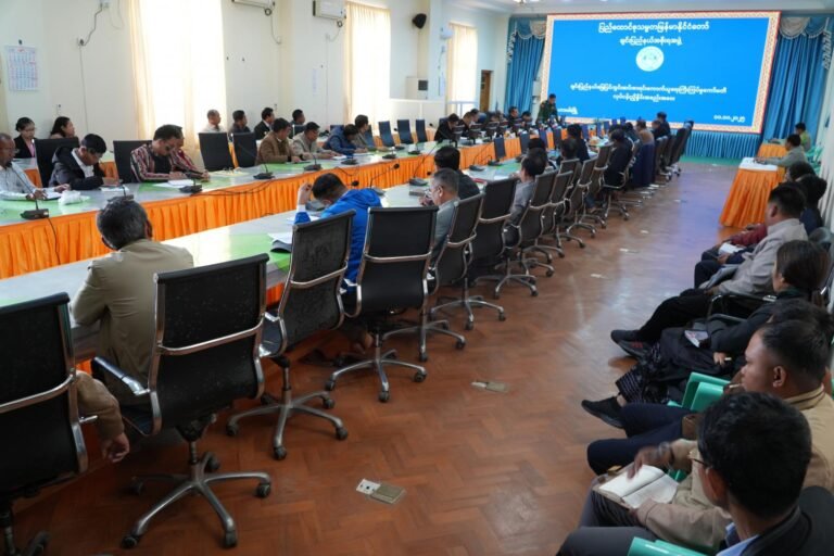 စစ်ကော်မရှင်ခန့် လုံ/နယ် ဝန်ကြီးက ချင်းပြည်နယ်စစ်အစိုးရဝန်ကြီးချုပ်အဖြစ် ခေတ္တတာဝန်ယူပြီး ရွေးကောက်ပွဲ ကျင်းပနိုင်ရေးဆောင်ရွက်