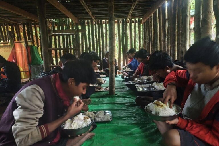 နတ်ရေကန်တိုက်ပွဲမှ စစ်ကော်မရှင်တပ် စစ်သုံ့ပန်း ၂၇ ဦး ဖမ်းဆီးရမိဟု PRA – မကွေး ထုတ်ပြန်