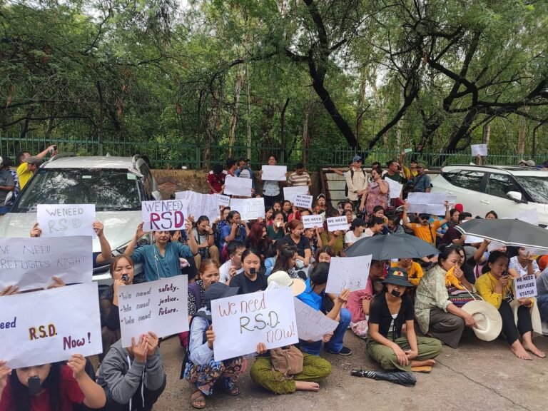 နယူးဒေလီရောက် မြန်မာဒုက္ခသည်များ တတိယနိုင်ငံထွက်ခွာရန် အိန္ဒိယပြည်ထဲရေးက ရူပီး ၅ သိန်း တောင်းခံမှုကြောင့် အကျပ်အတည်းကြုံနေကြ