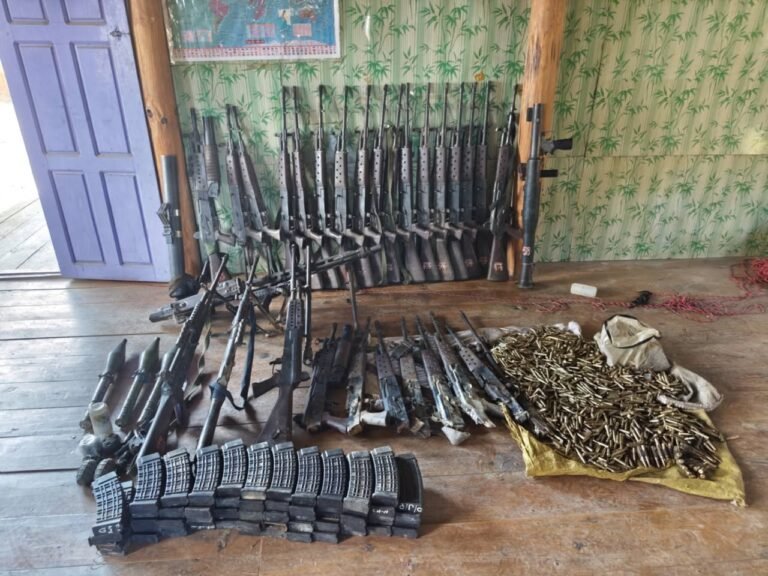 ဖလမ်းကို စစ်ကူလာသည့် စစ်ကော်မရှင်တပ်နှင့် ချင်းပူးပေါင်းတပ်တို့တိုက်ပွဲဖြစ်ပွား၊ စစ်ကော်မရှင်တပ်သား ၃၀ ကျော်သေဆုံး