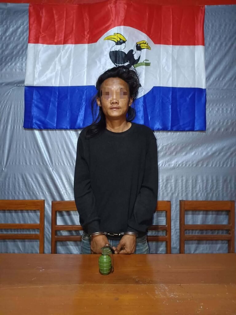 ပြည်သူထံ ငွေညစ်ခြင်း၊ နေအိမ် ဖောက်ထွင်းဓါးပြတိုက်ခြင်း ကျူးလွန်နေသည့် စစ်တပ်ပြည်သူ့စစ် တစ်ဦးကို CDF – ဟားခါး ဖမ်းဆီး