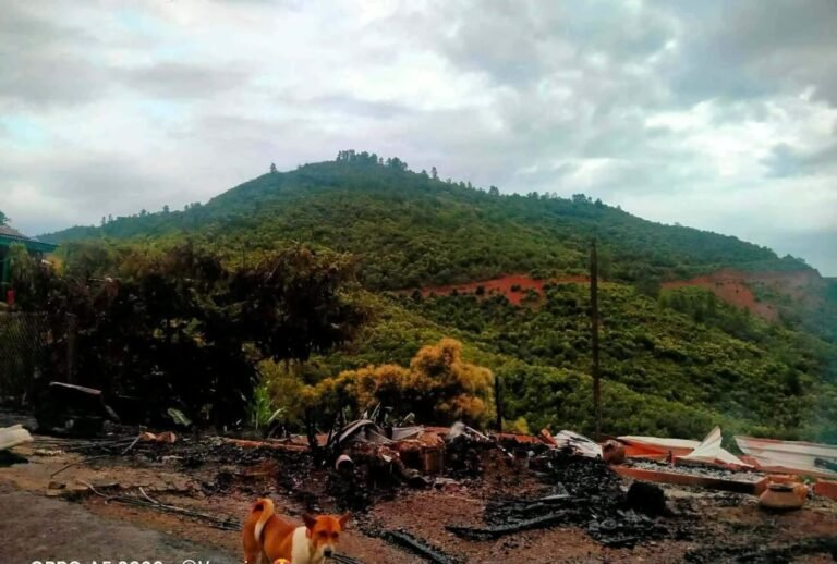 ဆိုင်းဇန်ရွာတွင် နှစ်ထပ်အိမ် မီးလောင်ပြာကျ၊ ကျပ်သိန်း ၁၀၀၀ ကျော် ဆုံးရှုံး